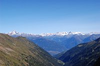 10 Dal passo di Publino, grande vista sulle Alpi Retiche